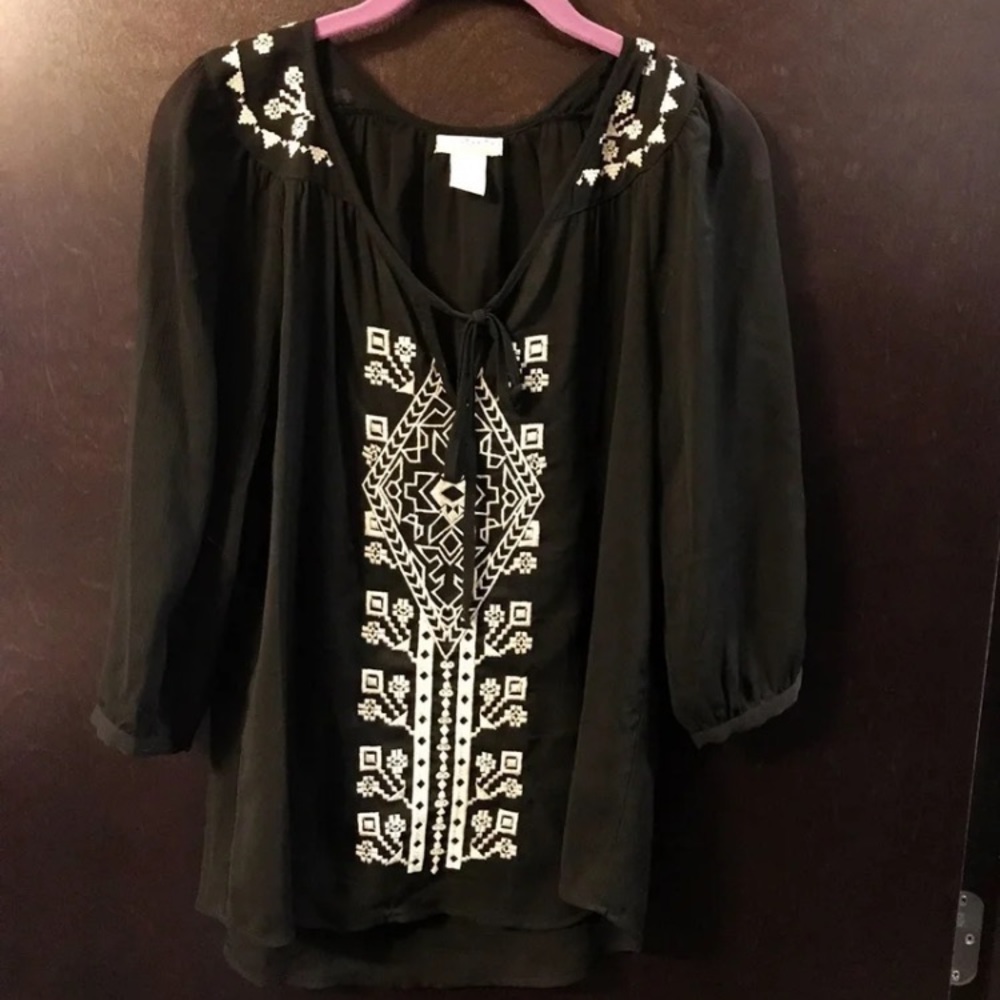 Tribal shirt —4 for $10–